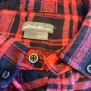 Eddie‎ Bauer Mens Flannel red plaid shirt size Large